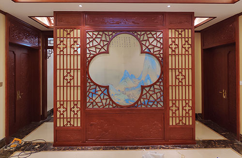 漳浦会所室内装修中式仿古实木屏风隔断展示